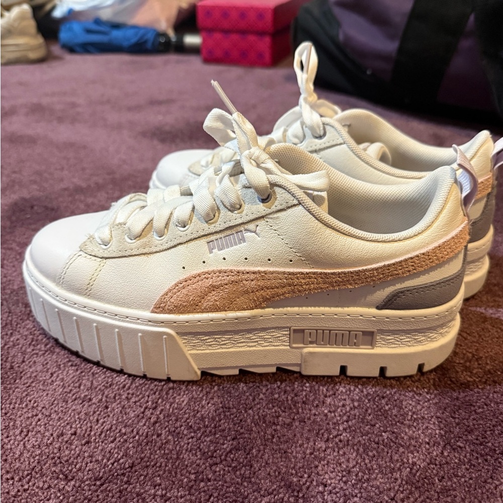 Puma White and Pink Platform Sneakers worn once size 7.5